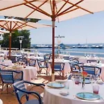 Terrasse Plein Sud, Deux Doubles アンティーブ