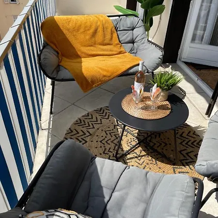 Terrasse Plein Sud, Deux Doubles Lägenhet *