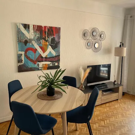 Lägenhet Terrasse Plein Sud, Deux Doubles