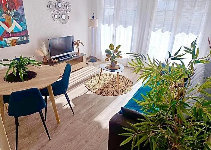 Апартаменты Terrasse Plein Sud, Deux Doubles Антиб